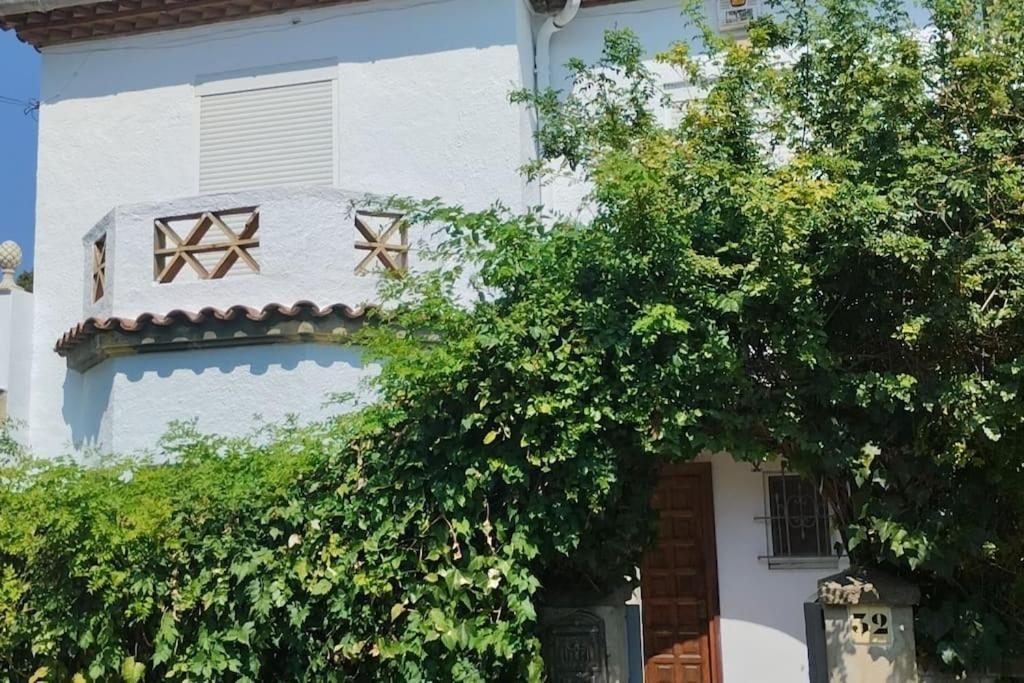 Casa Centrica En Girona Villa Kültér fotó